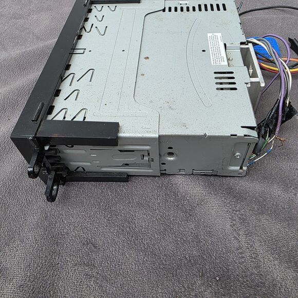 Vintage JVC KD-R520 CD Receiver Car Dash Stereo Radio OEM, Without Remote - Picture 7 of 9